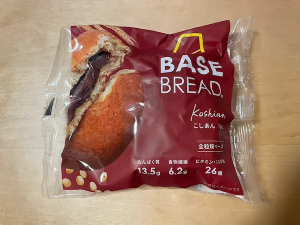 パッケージに入ったベースブレッドあんパンの写真